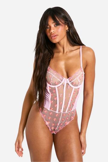 Daisy Embroidered Bodysuit pink