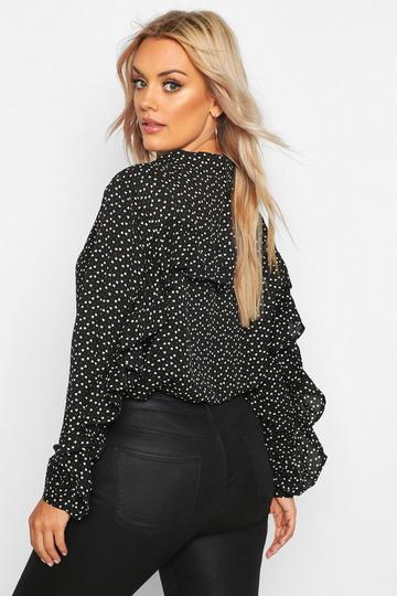 Plus Heart Print Ruffle Boyfriend Shirt black